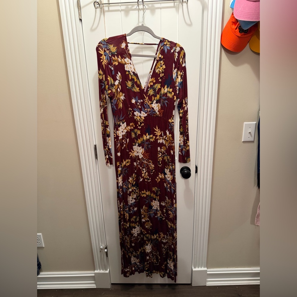 Jessica Simpson Burgundy Floral Long Sleeve Maxi Dress